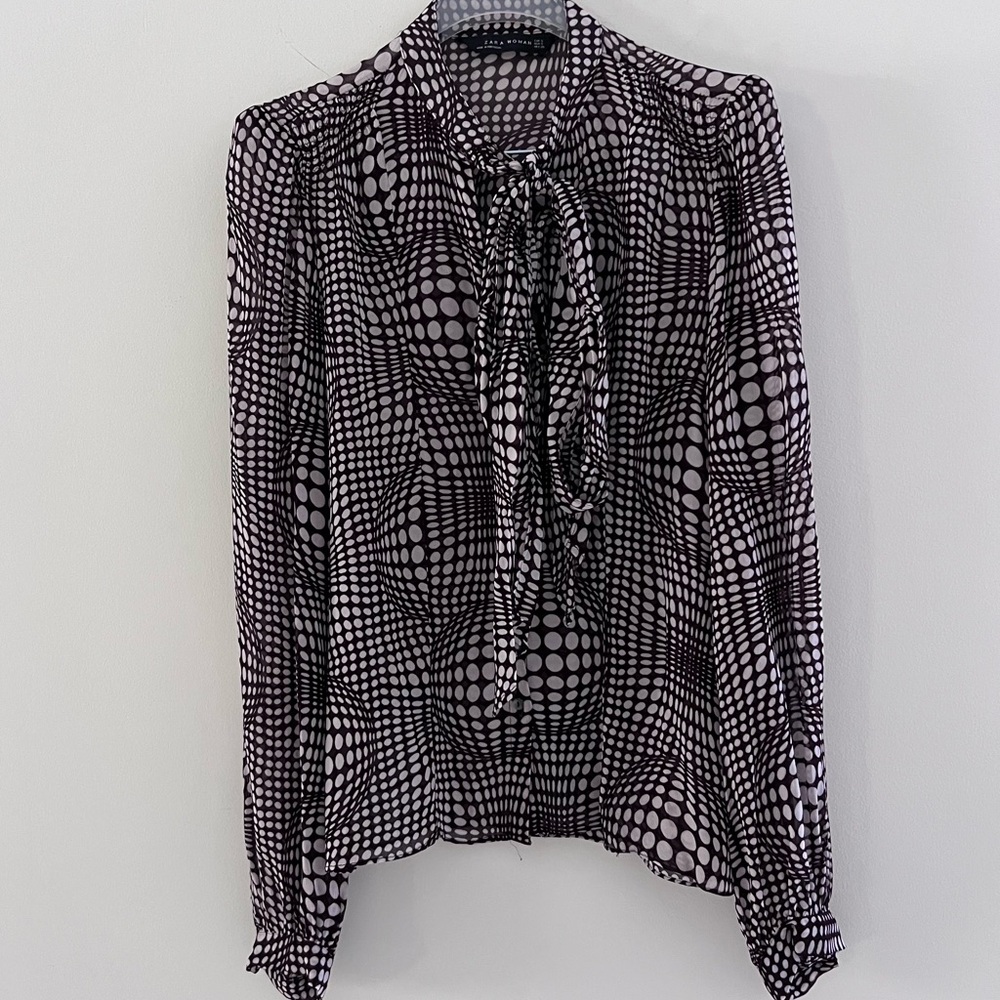 Zara Woman optical pattern tie front sheer blouse size S maroon white